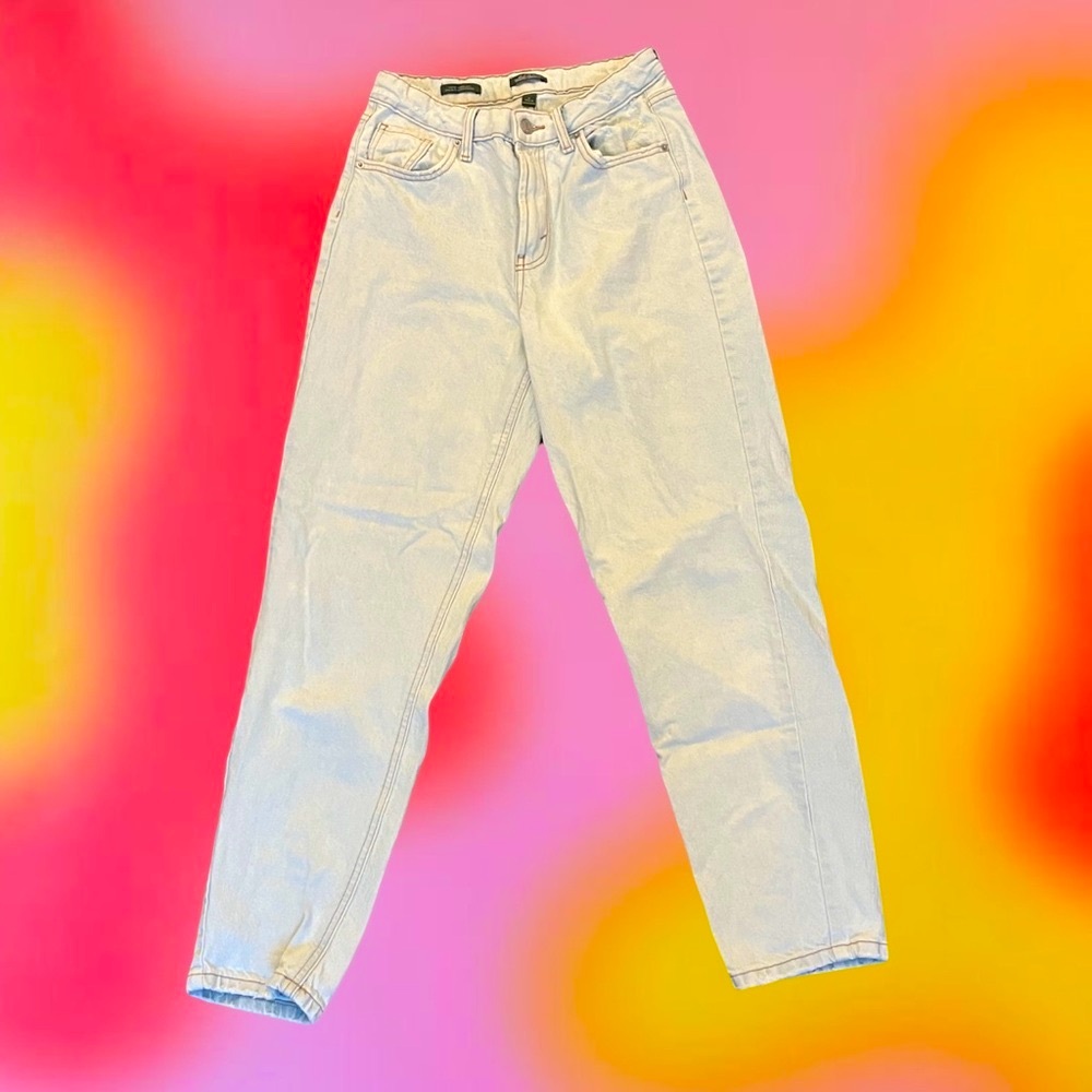 Light Wash Wild Fable Mom Jeans